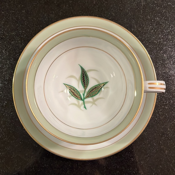 Footed Cup & Saucer Set Greenbay by NORITAKE.  Set of 4 - Picture 3 of 16